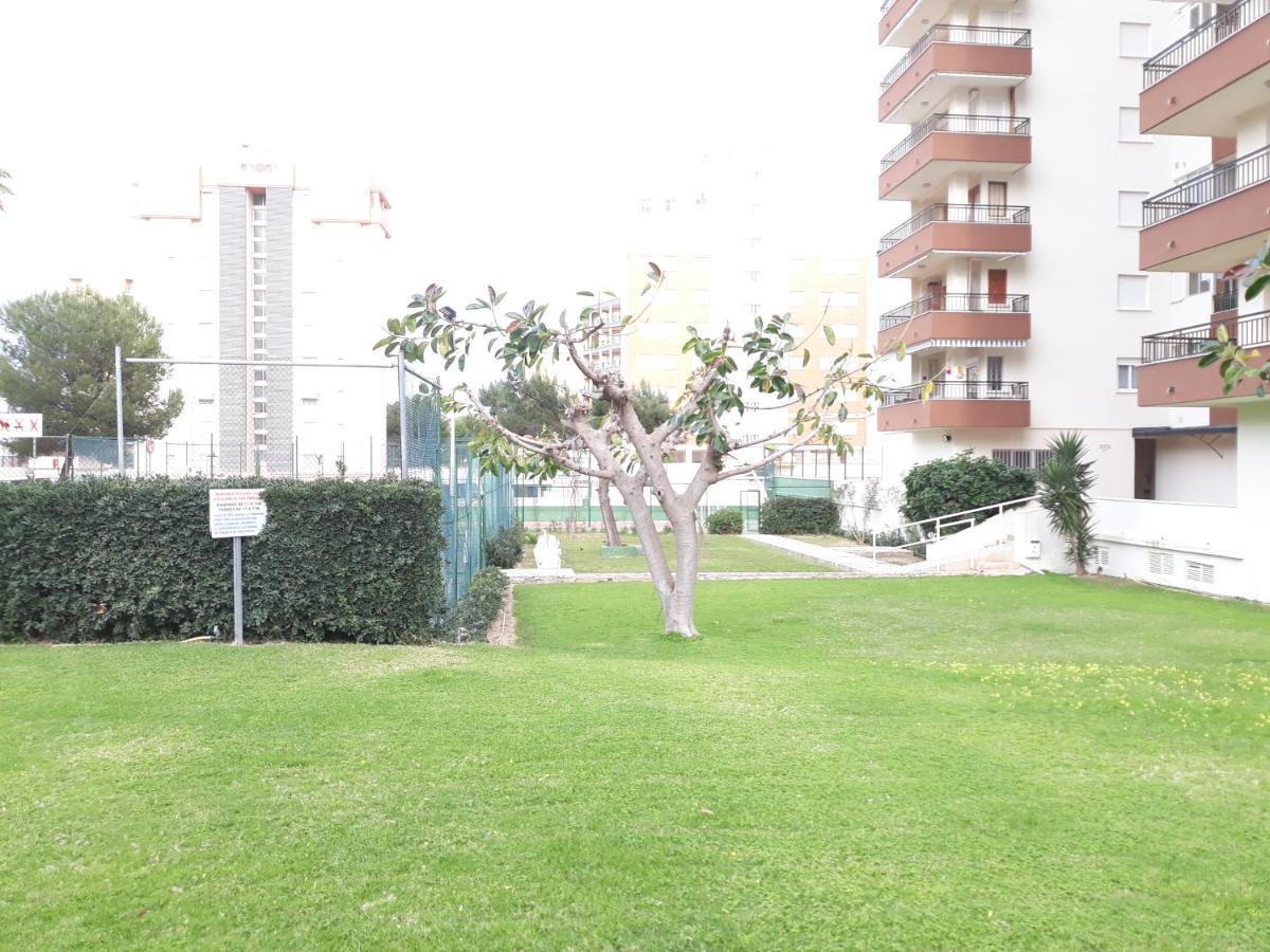Valldigna 7 Playa De Gandia Solo Familias 外观 照片