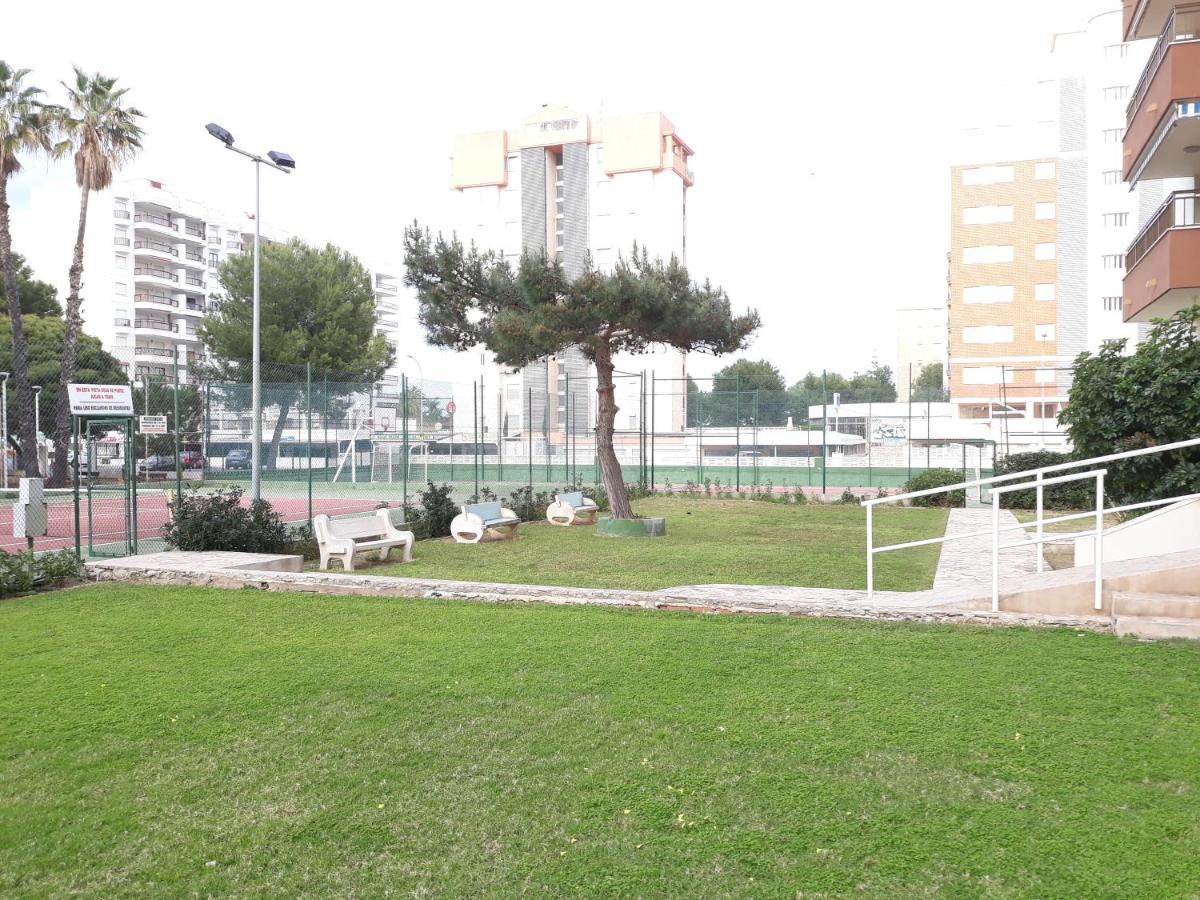 Valldigna 7 Playa De Gandia Solo Familias 外观 照片