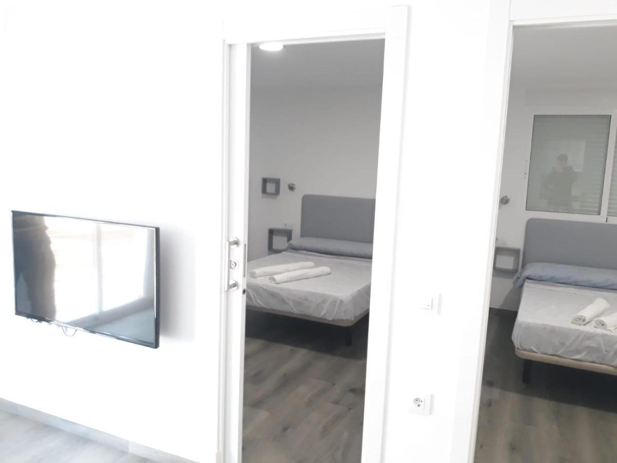 Valldigna 7 Playa De Gandia Solo Familias 外观 照片