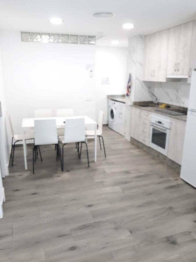 Valldigna 7 Playa De Gandia Solo Familias 外观 照片