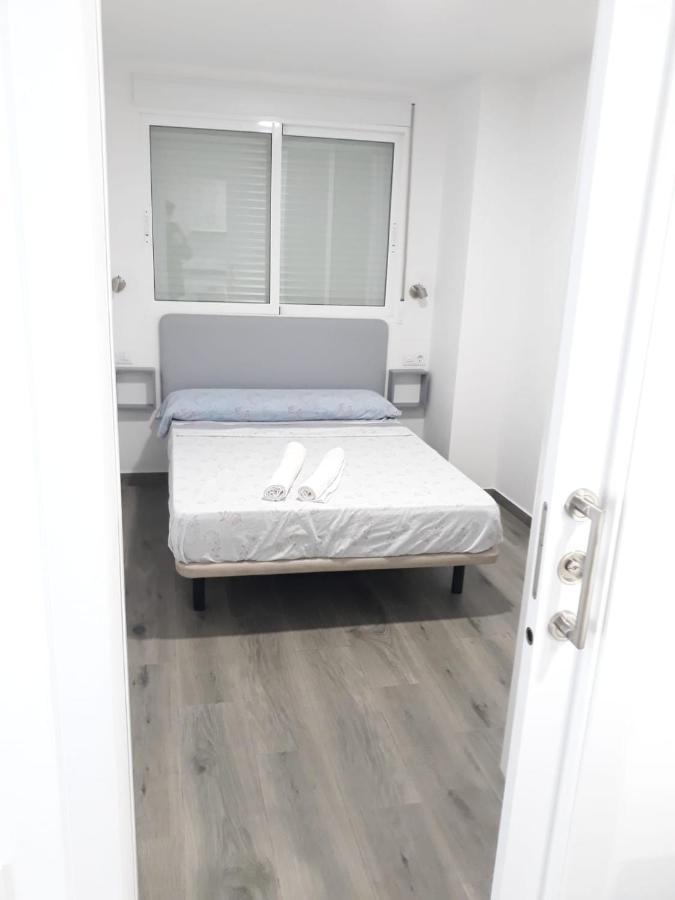 Valldigna 7 Playa De Gandia Solo Familias 外观 照片